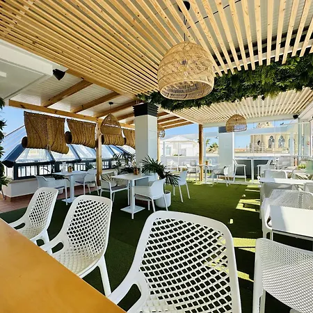 Marina Luz Aparthotel