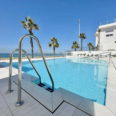 Marina Luz Aparthotel 2*
