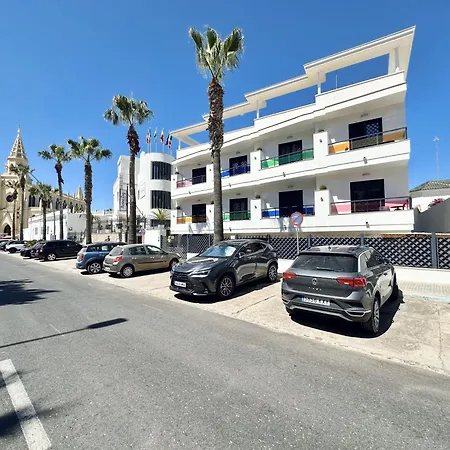 Marina Luz Aparthotel