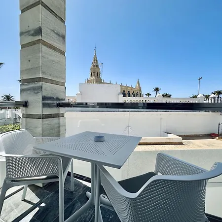 Marina Luz Aparthotel 4*