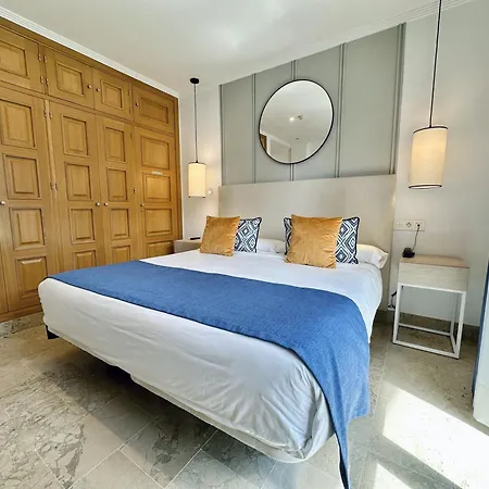 Marina Luz Aparthotel