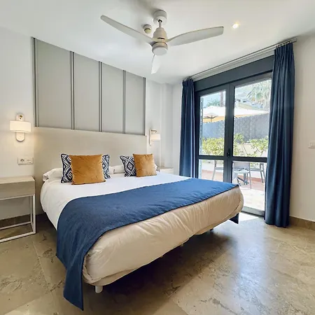 Aparthotel Marina Luz